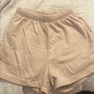 Daily Drills Beige Shorts